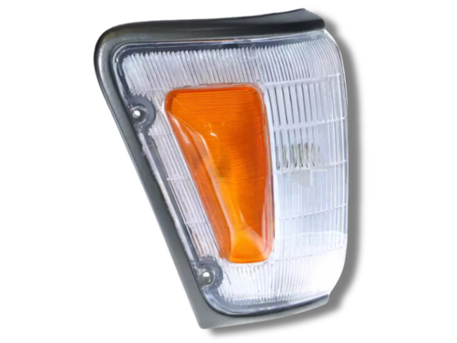 Right Side Corner Indicator Light for Toyota Hilux 4WD (1988 - 1991)